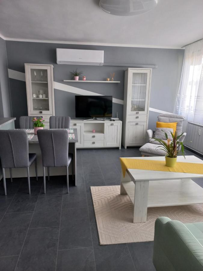 SalgótarjánKrisztina Apartman公寓 外观 照片