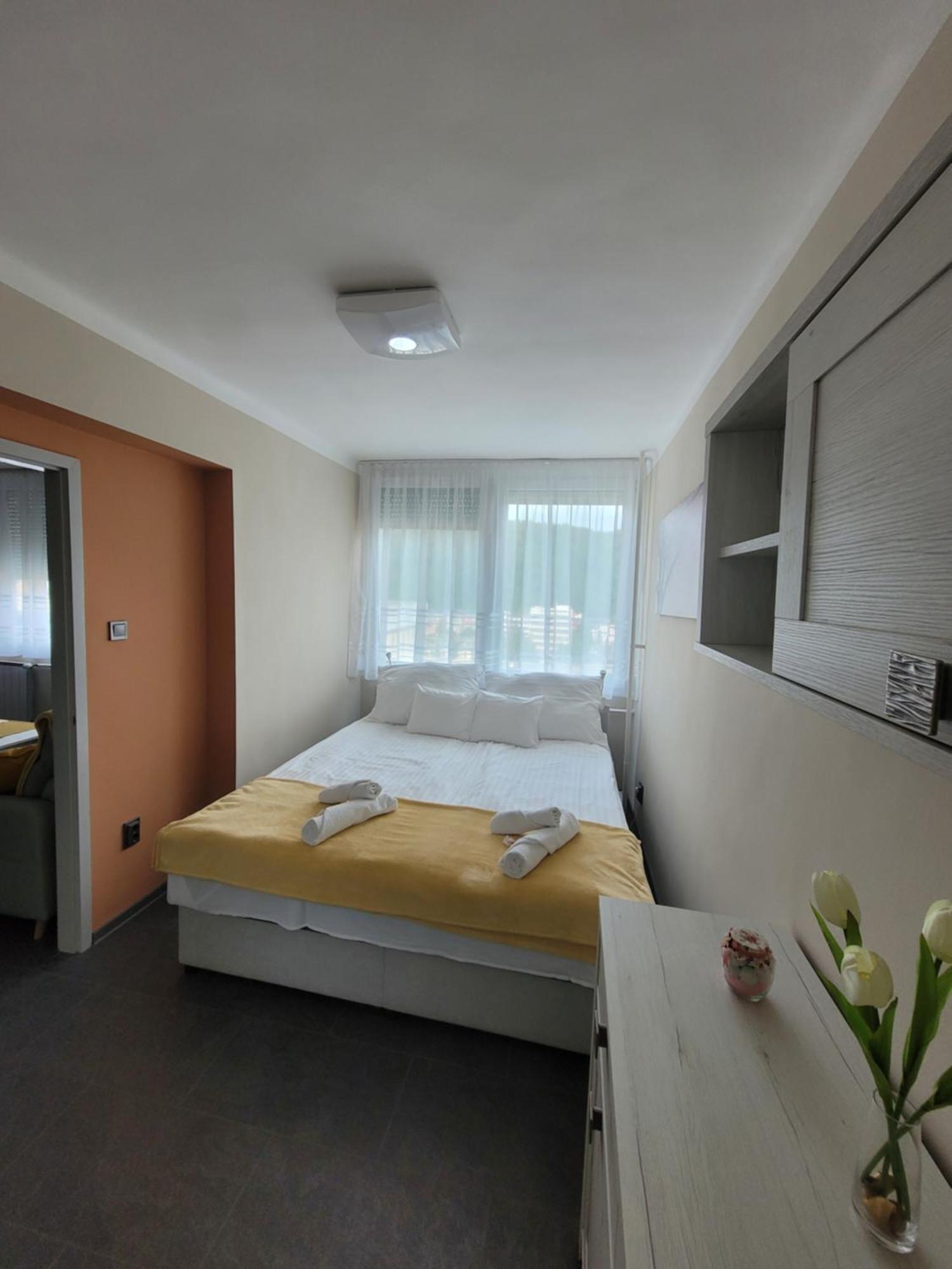 SalgótarjánKrisztina Apartman公寓 外观 照片