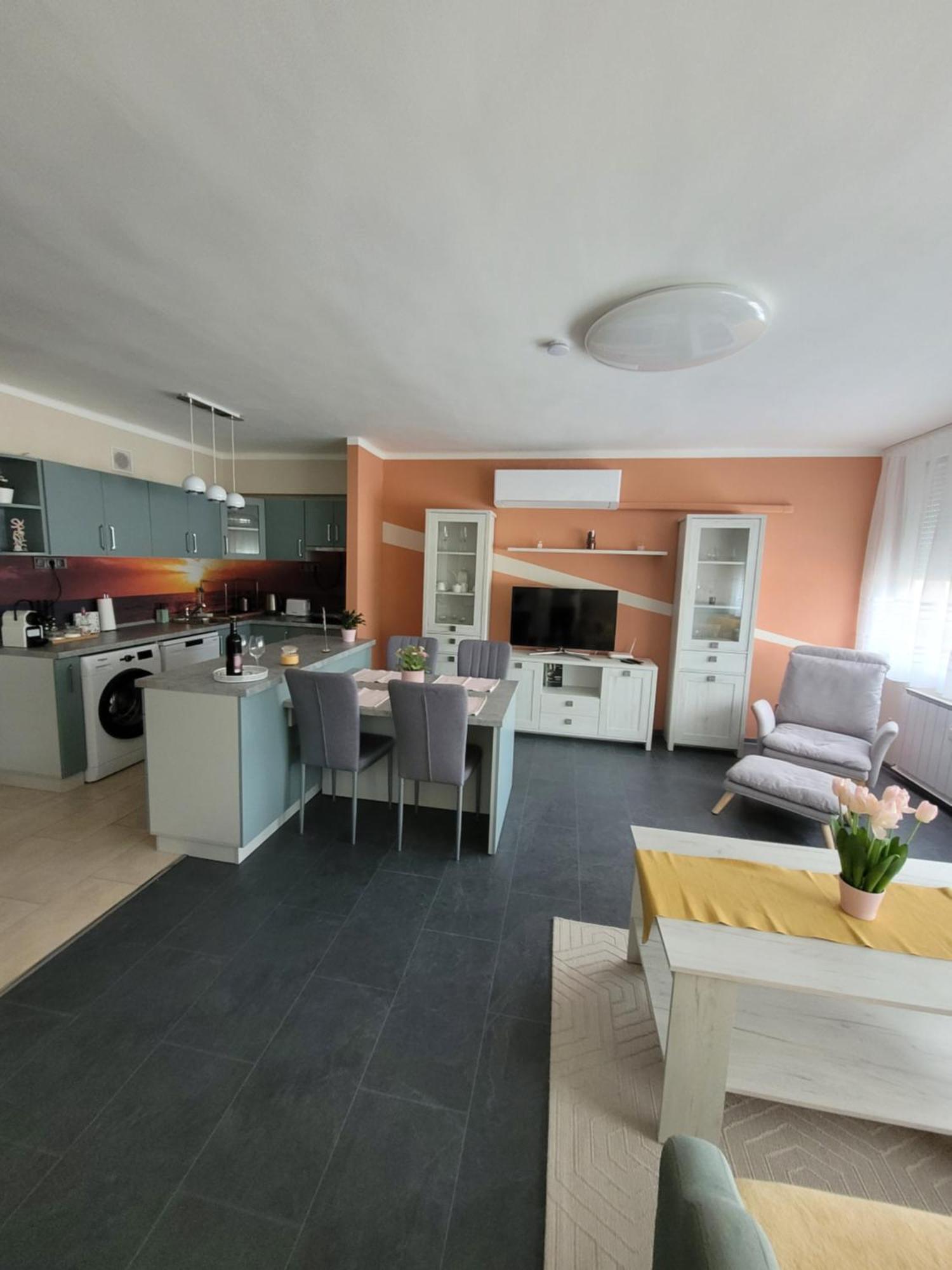 SalgótarjánKrisztina Apartman公寓 外观 照片